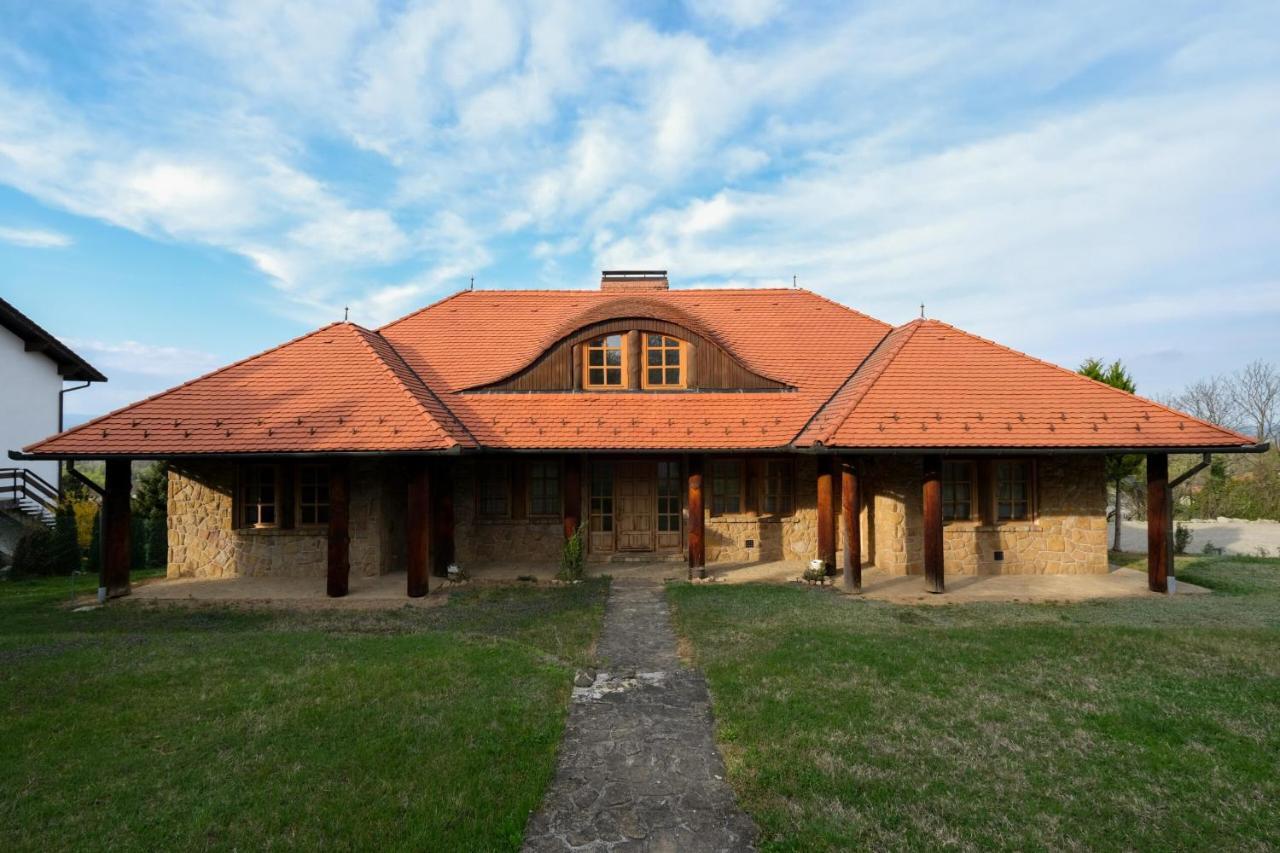 DunabogdányDonauresidenzアパートメント エクステリア 写真